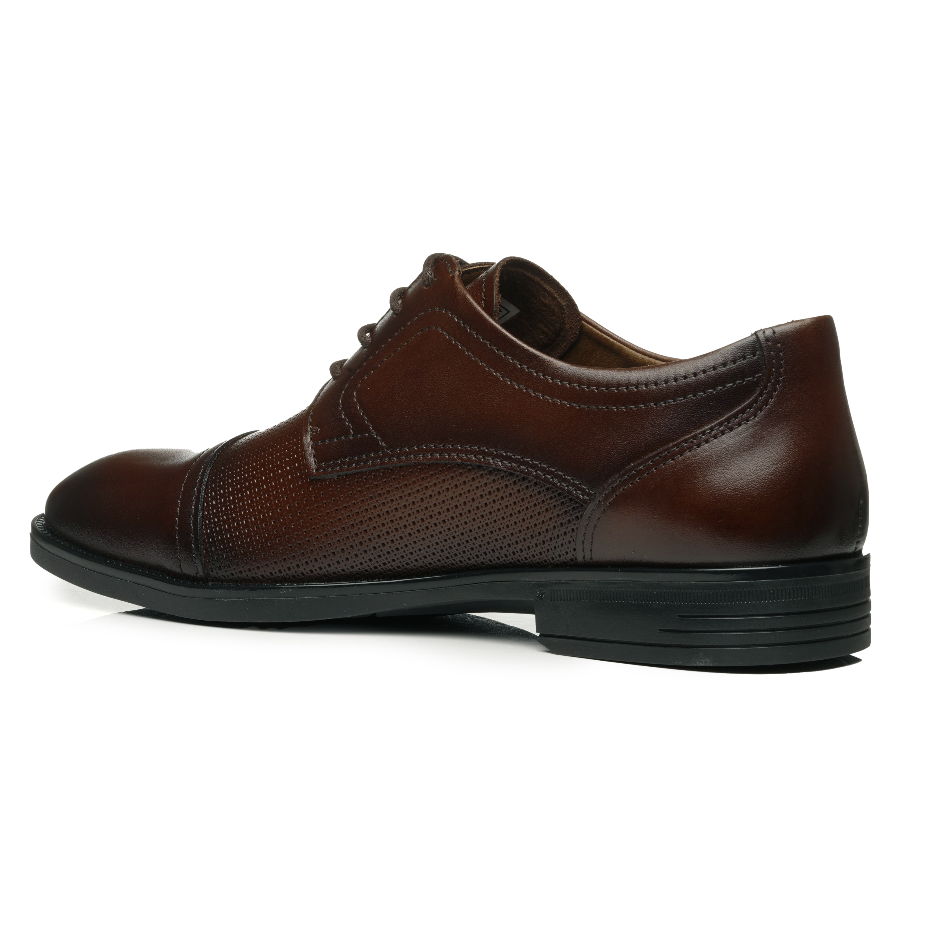 Sapato social Pegada masculino couro pinhão, vista lateral para ajuste e conforto